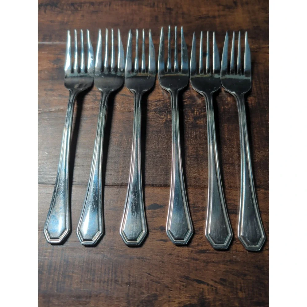 Towle 18/10 stainless TWS531 lot of 6 salad forks 7 3/8